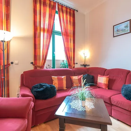 Perkunos, App 8 Mit Balkon Apartment *